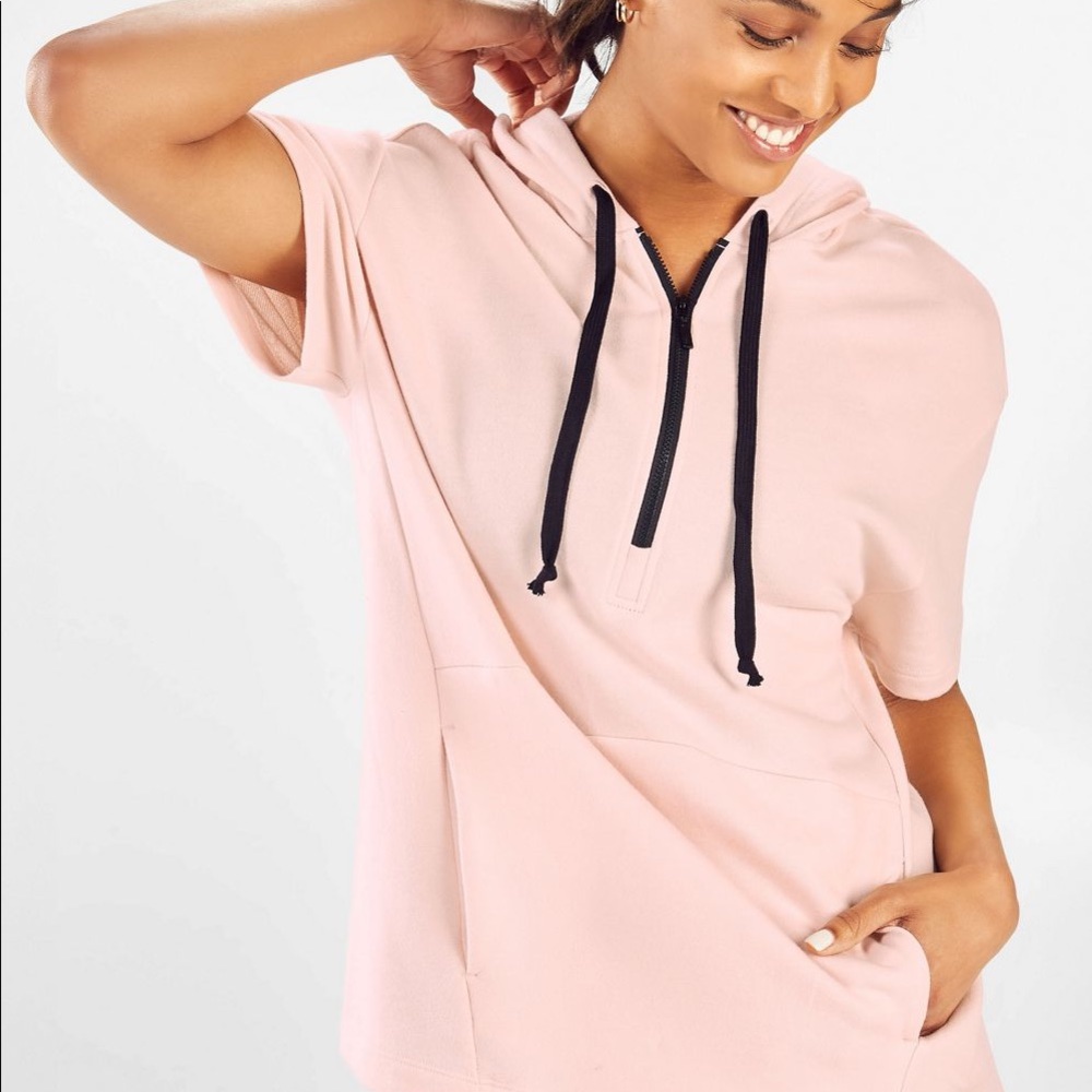 NEW Fabletics Hallie Shortsleeve Tunic Hoodie - Picture 4 of 9